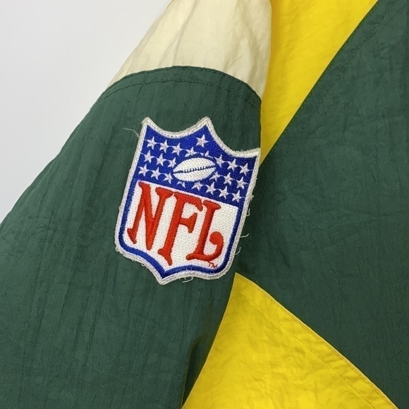 NFL Apex-One Vintage Green Bay Packers Spell Out Quilt Lined Jacket - Picture 4 of 10